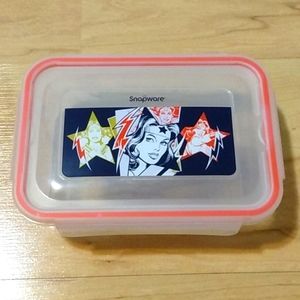 DC Wonder Woman Snapware Microwaveable Lunch Storage box container